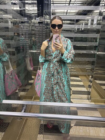  ,   Anna, 31 ,   ,   