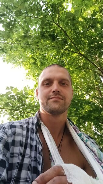  ,   Nikita, 30 ,   