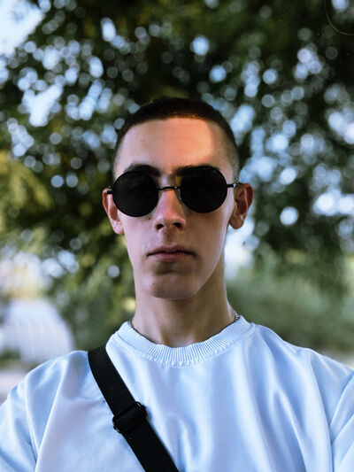  --,   , 19 ,   ,   , c 