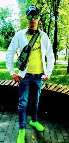  ,   SASHA, 42 ,   c 