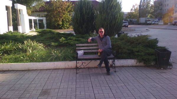  ,   Diman, 46 ,     , c 