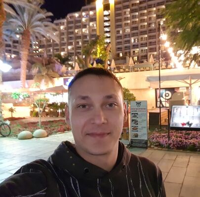  ,   Mike, 33 ,   ,   