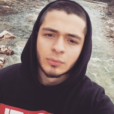  ,   Boris, 22 ,   ,   