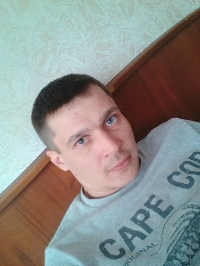  13779805  Stas, 41 ,    