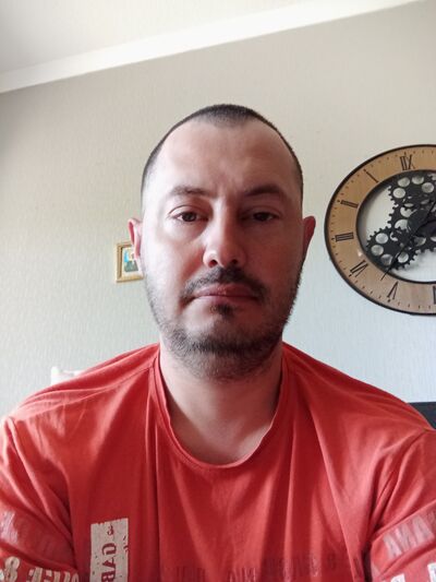  ,   Nicolae, 39 ,   ,   