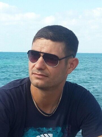  ,   Nelu, 42 ,   ,   