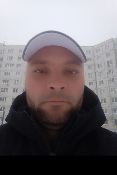  ,   Ivan, 31 ,   ,   