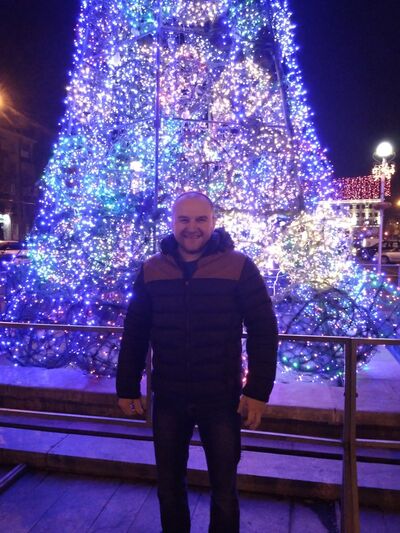  Zory,   , 38 ,   
