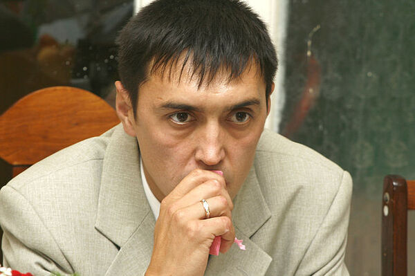  ,   Rafis, 44 ,   ,   