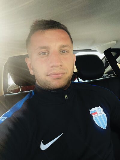  ,   Alex, 33 ,   ,   