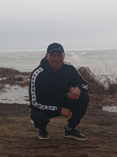  ,   Vasily, 44 ,   ,   , c 