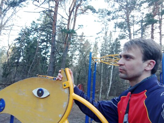  ,   Denis, 33 ,   ,   