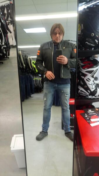  Praha,   Petr, 51 ,   ,   