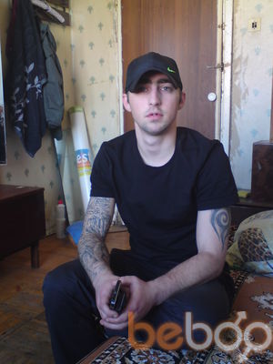  -,   Max, 37 ,     , c 