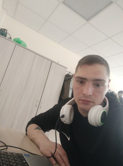  ,   Aleksandr, 28 ,   ,   , c , 