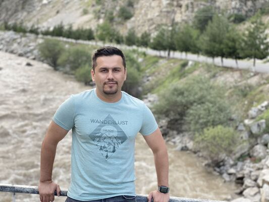  ,   Dilovar, 38 ,   ,   