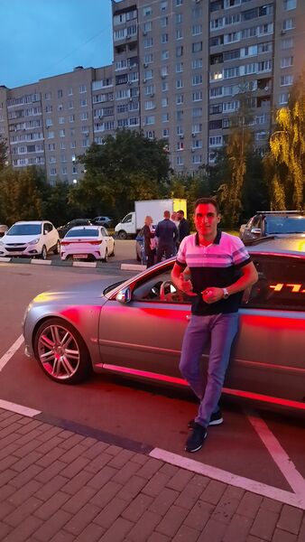  ,   Mark, 32 ,   ,   , c , 