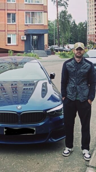  ,   Davron, 24 ,   c 