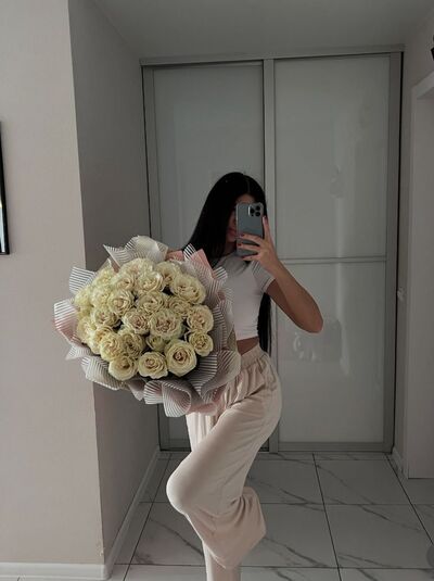  ,   Aliana, 26 ,   ,   
