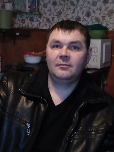  -,   Viktor, 44 ,   ,   
