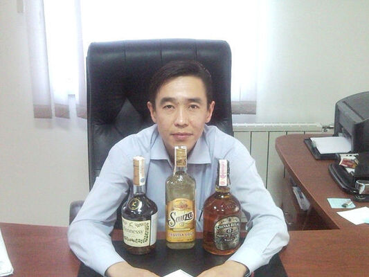  ,   Stas, 53 ,   