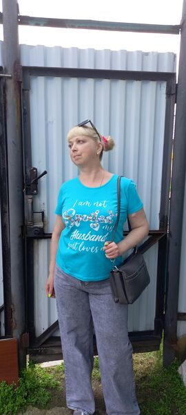  ,   Sveta, 43 ,   c 