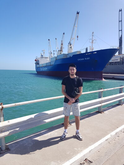  ,   Alik, 28 ,   