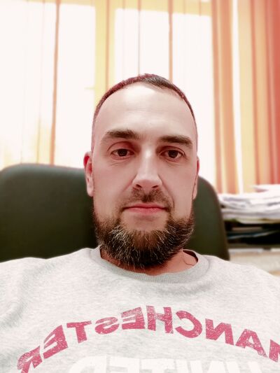  ,   Oleg, 42 ,   ,   
