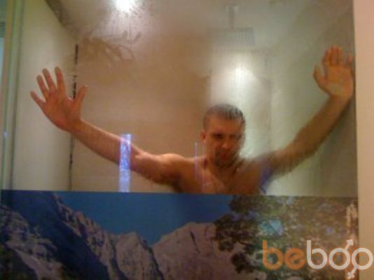  ,   Wadim, 42 ,   