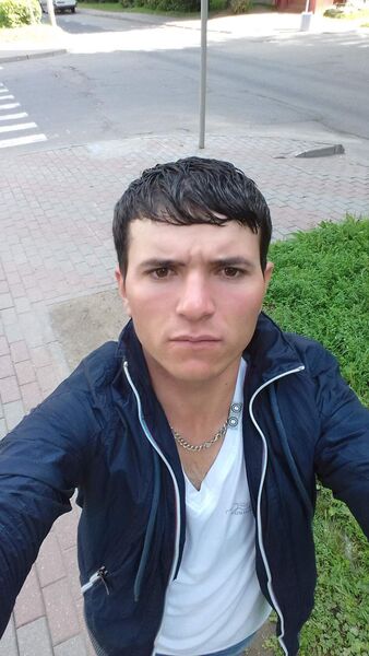 ,   Behruzbek, 33 ,   ,   