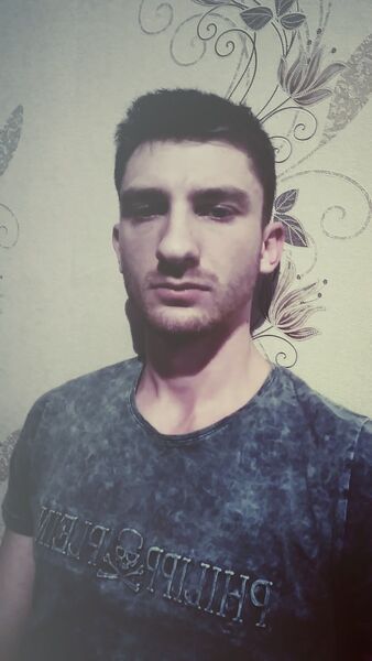  ,   Senator, 32 ,   