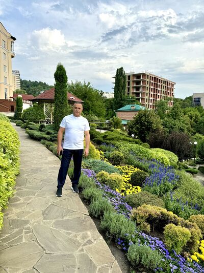  ,   Alex, 54 ,   
