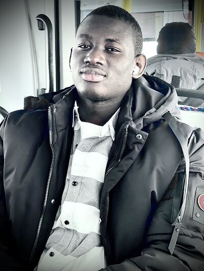  -,   Mohamed, 28 ,   ,   , c 