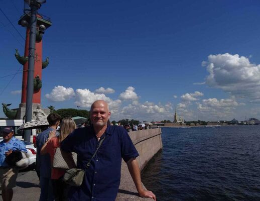  ,   Artist, 64 ,     , c 