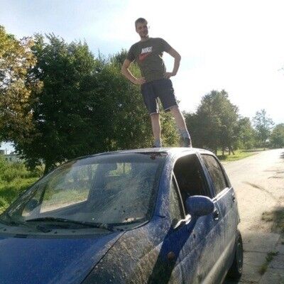  -,   Viktor, 32 ,   ,   , c 