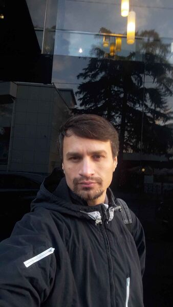  ,   Anton, 42 ,   ,   