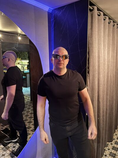  ,   Andrei, 30 ,     , c , 