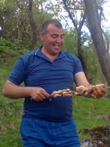  6195085  Armen, 49 ,    