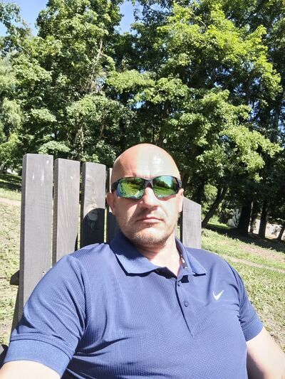  ,   Sergei, 44 ,     , c 