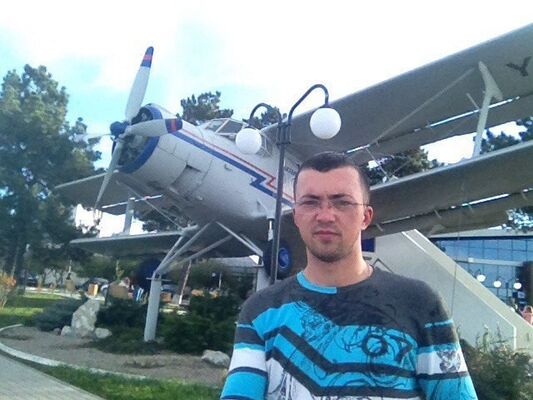  ,   Cristian, 33 ,   ,   , c 