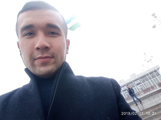  ,   Zuhriddin, 32 ,   ,   , c , 