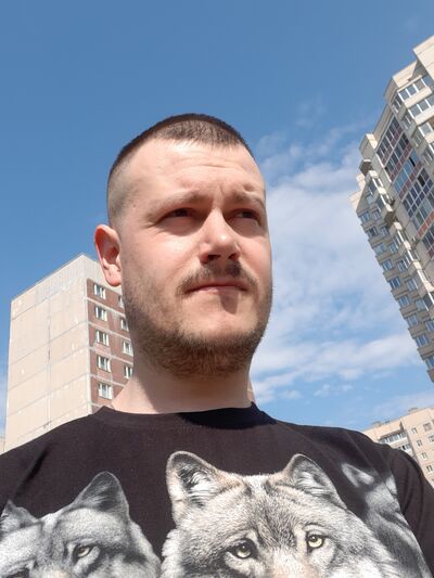  -,   Mikhail, 40 ,   ,   