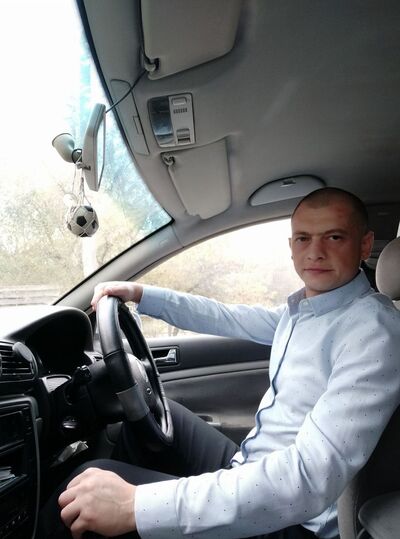  ,   Ghennadi, 40 ,   ,   