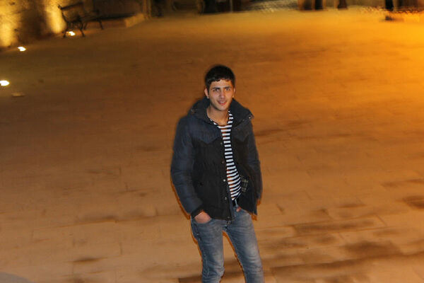  ,   Vuqar, 33 ,   ,   , c 
