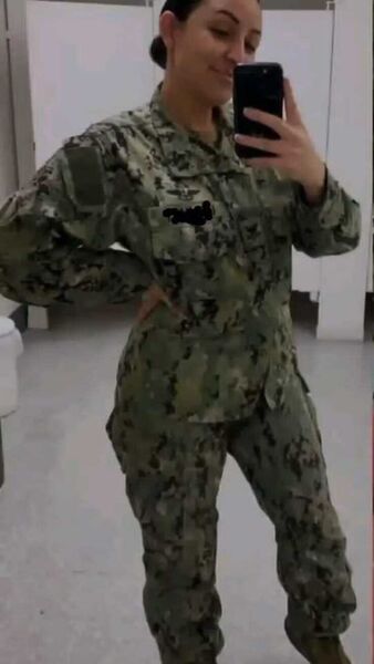  ,   Stephanie, 33 ,   ,   