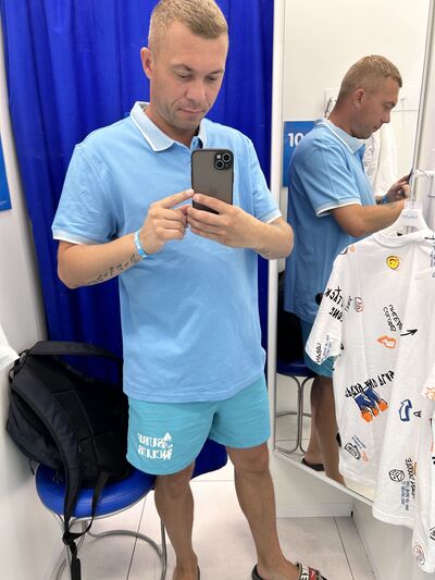  ,   Artem, 38 ,   ,   , c , 