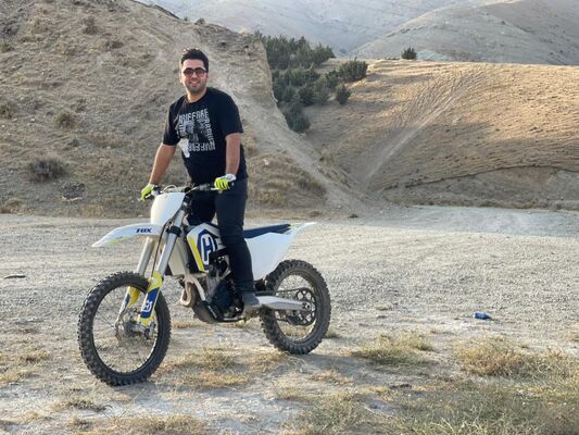  -,   Arash, 30 ,   ,   