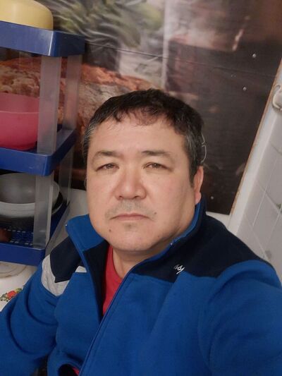  ,   Shuxrat, 52 ,   ,   , c , 