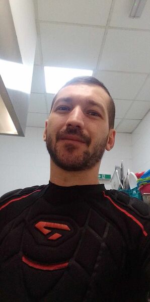  ,   Beka, 32 ,   ,   