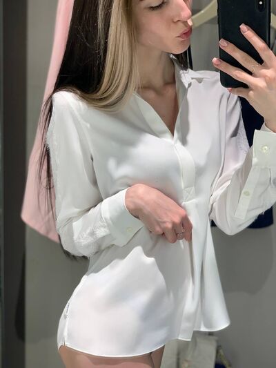  ,   Foxy, 24 ,   ,   